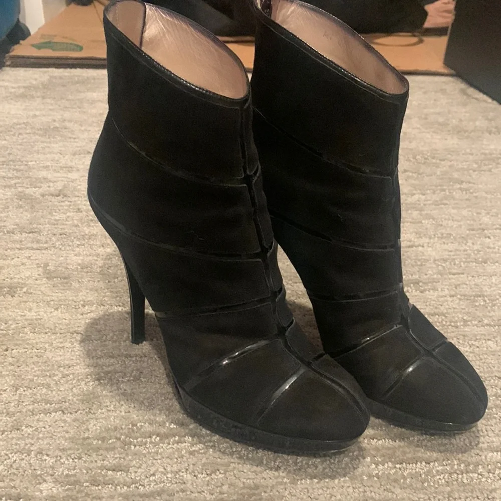 Dior closed toe stilettos - Picture 1 of 6